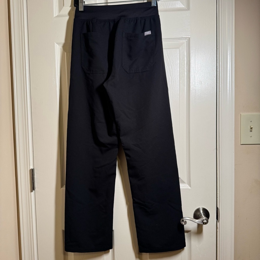 Figs Black Scrub with White Drawstring - Picture 3 of 7
